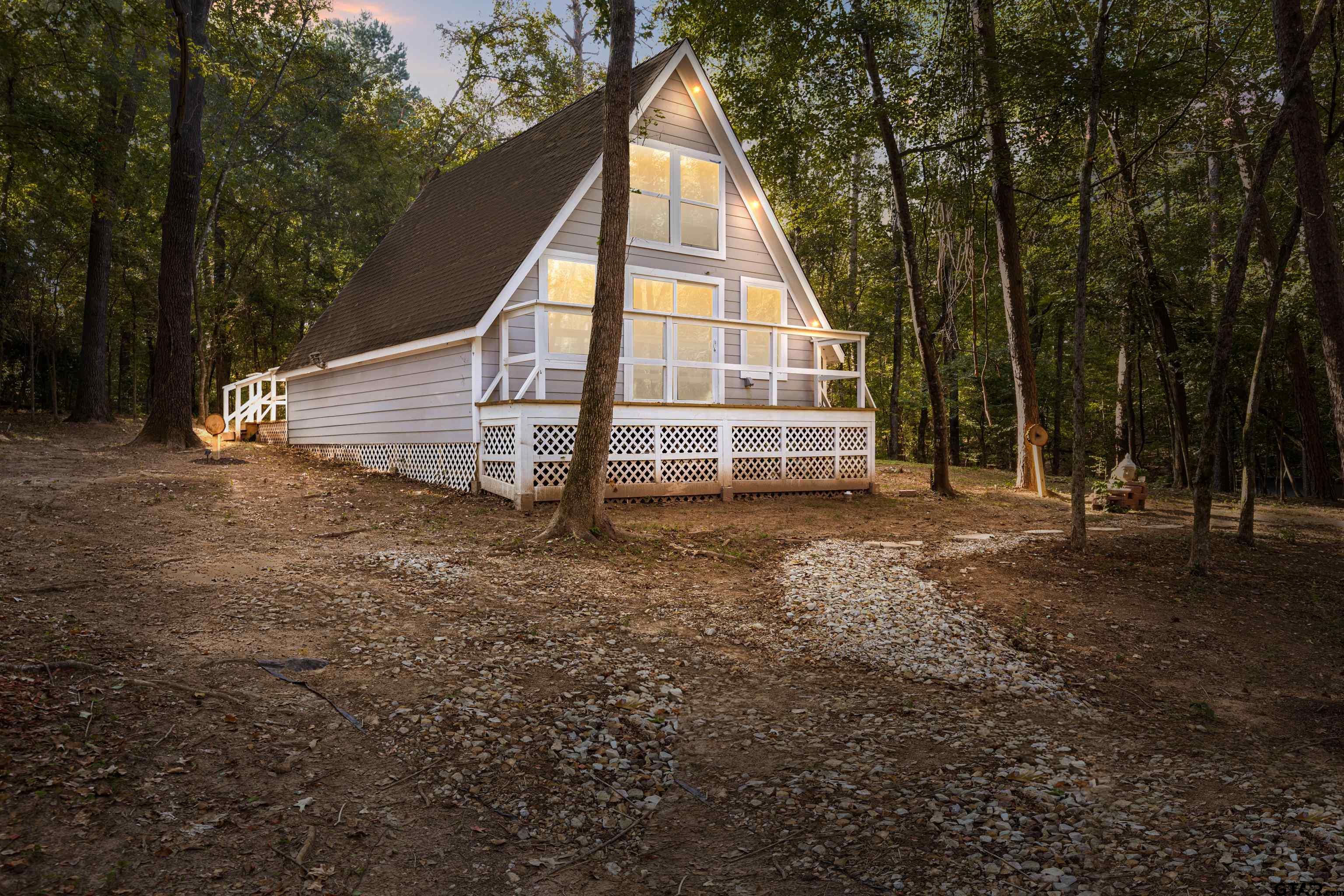 448 Private Road 6685