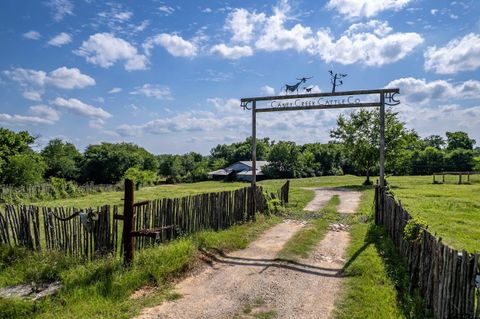 1318 CR 4810 Troup TX 75789