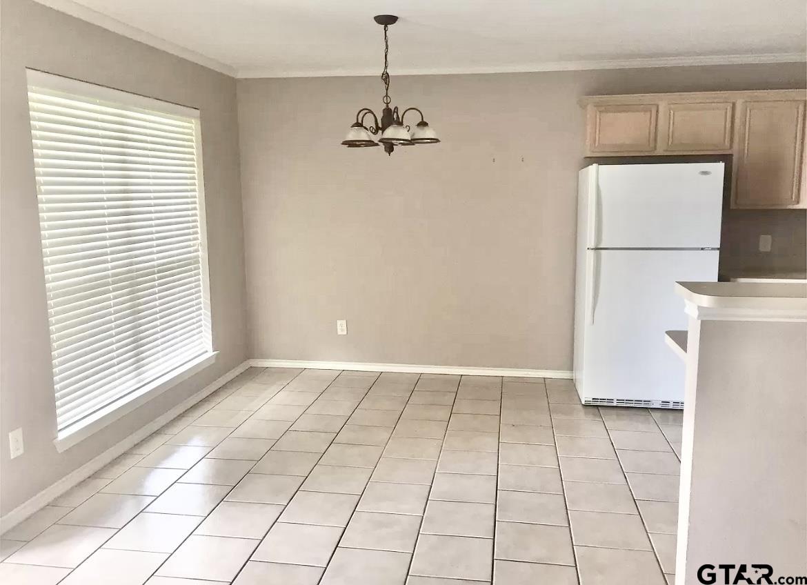 Tyler, Texas 75703, United States, 6 Bedrooms Bedrooms, ,4 BathroomsBathrooms,Residential,Pending,57529