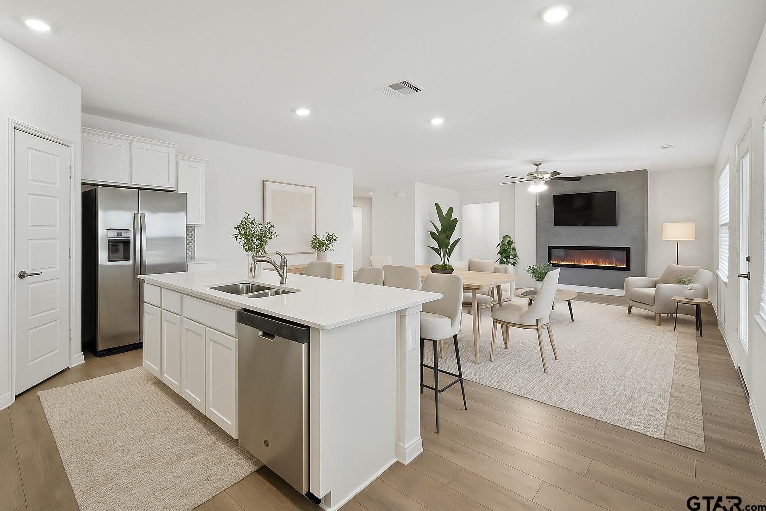 211 Exploration Way