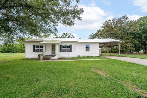 312 Circle Drive Bogata TX 75417