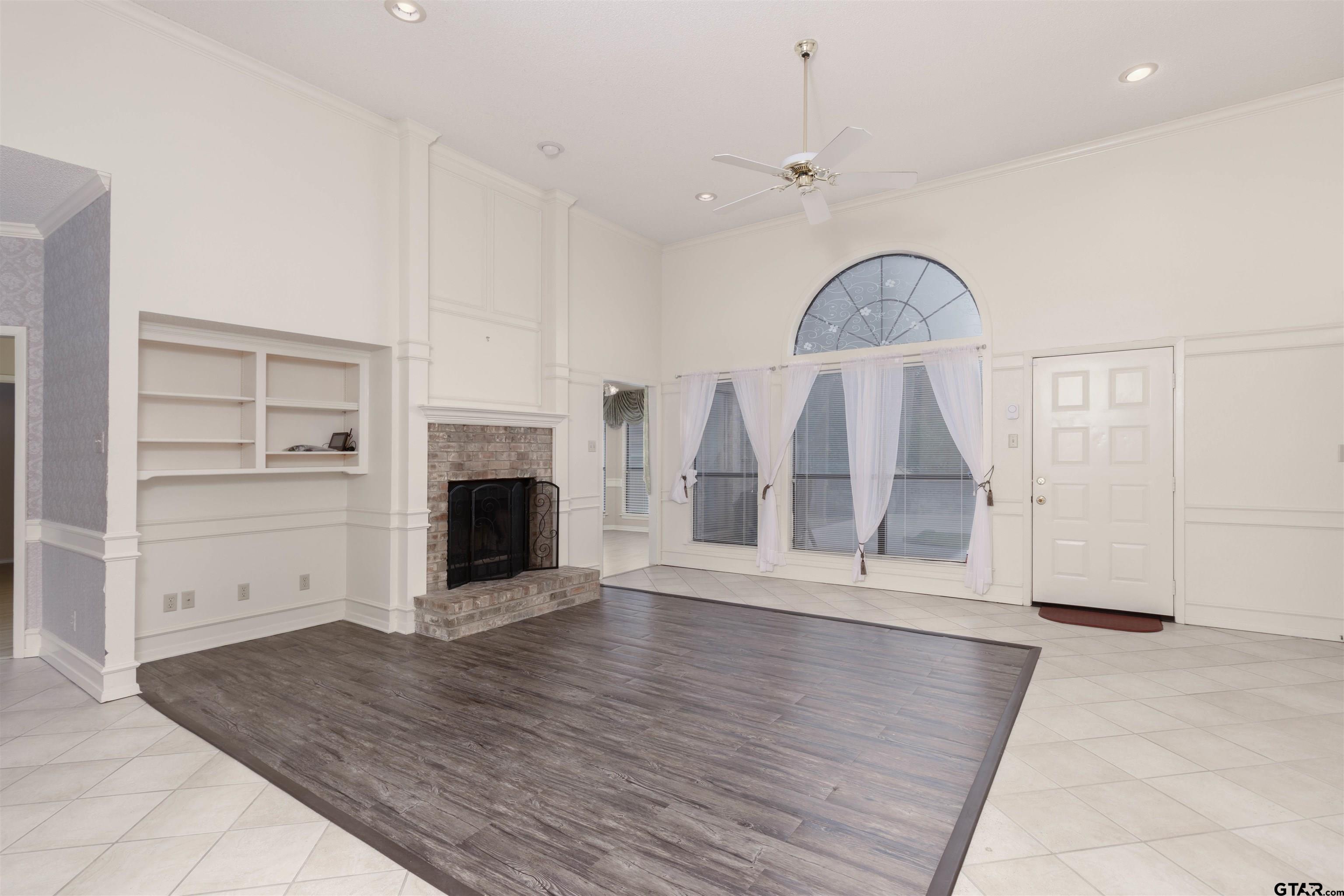 11922 White Deer Trl