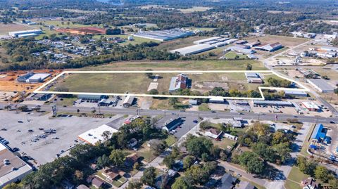 1599 S Jackson St Jacksonville TX 75766