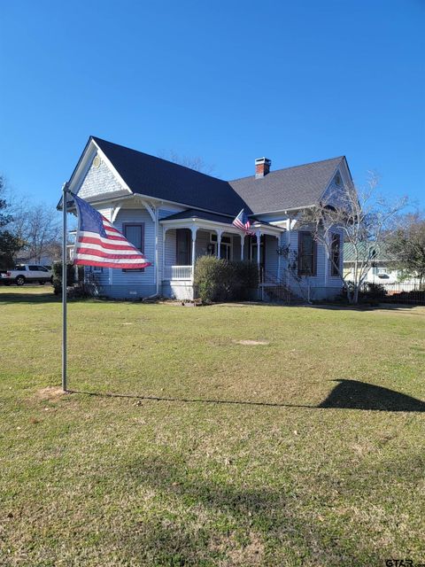 A home in Mineola