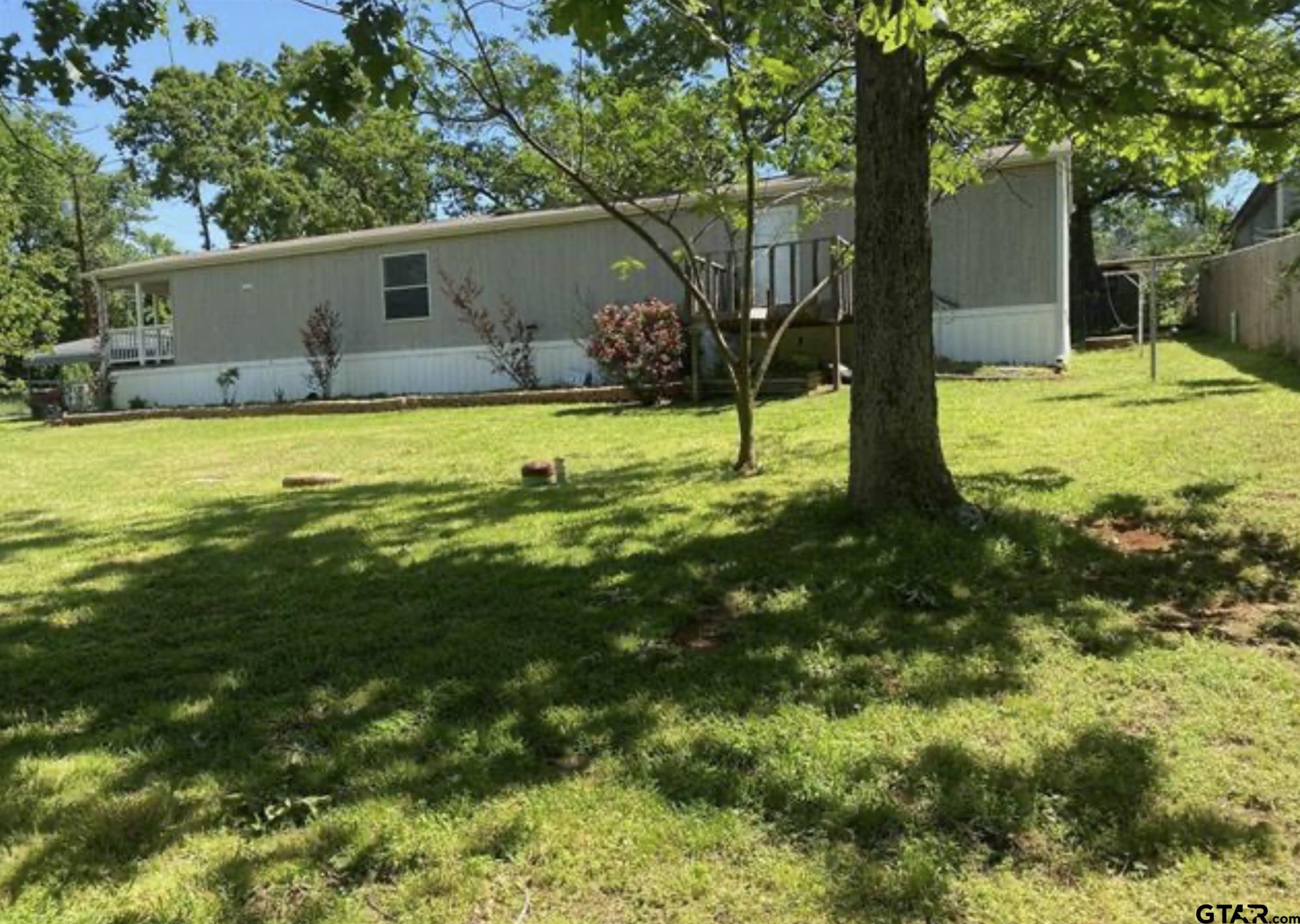 15853 San Augustine Dr