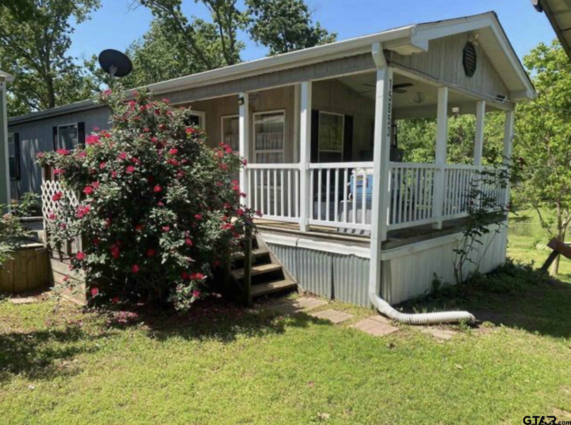 15853 San Augustine Dr