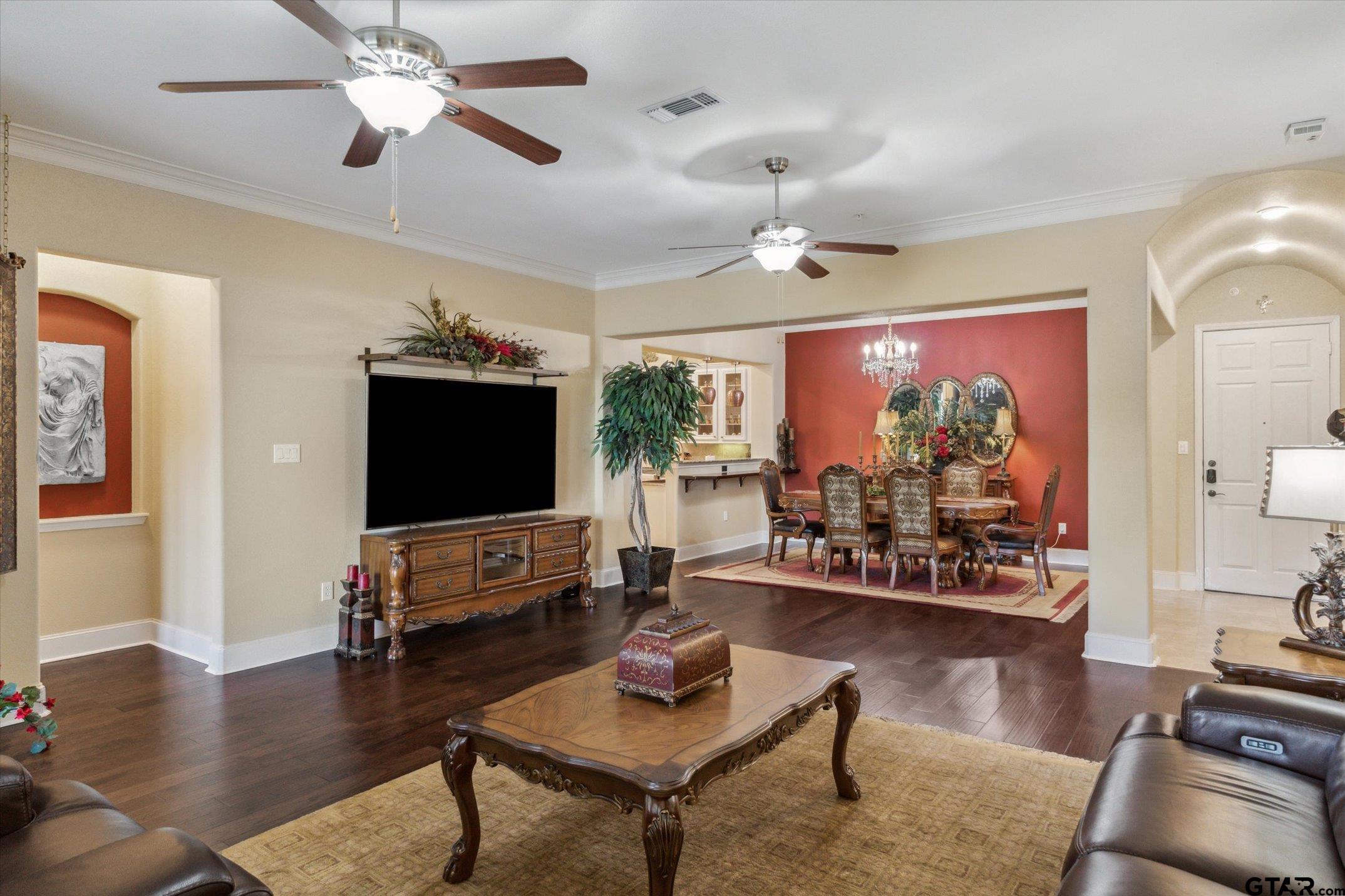 3351 Cascades Ct #306