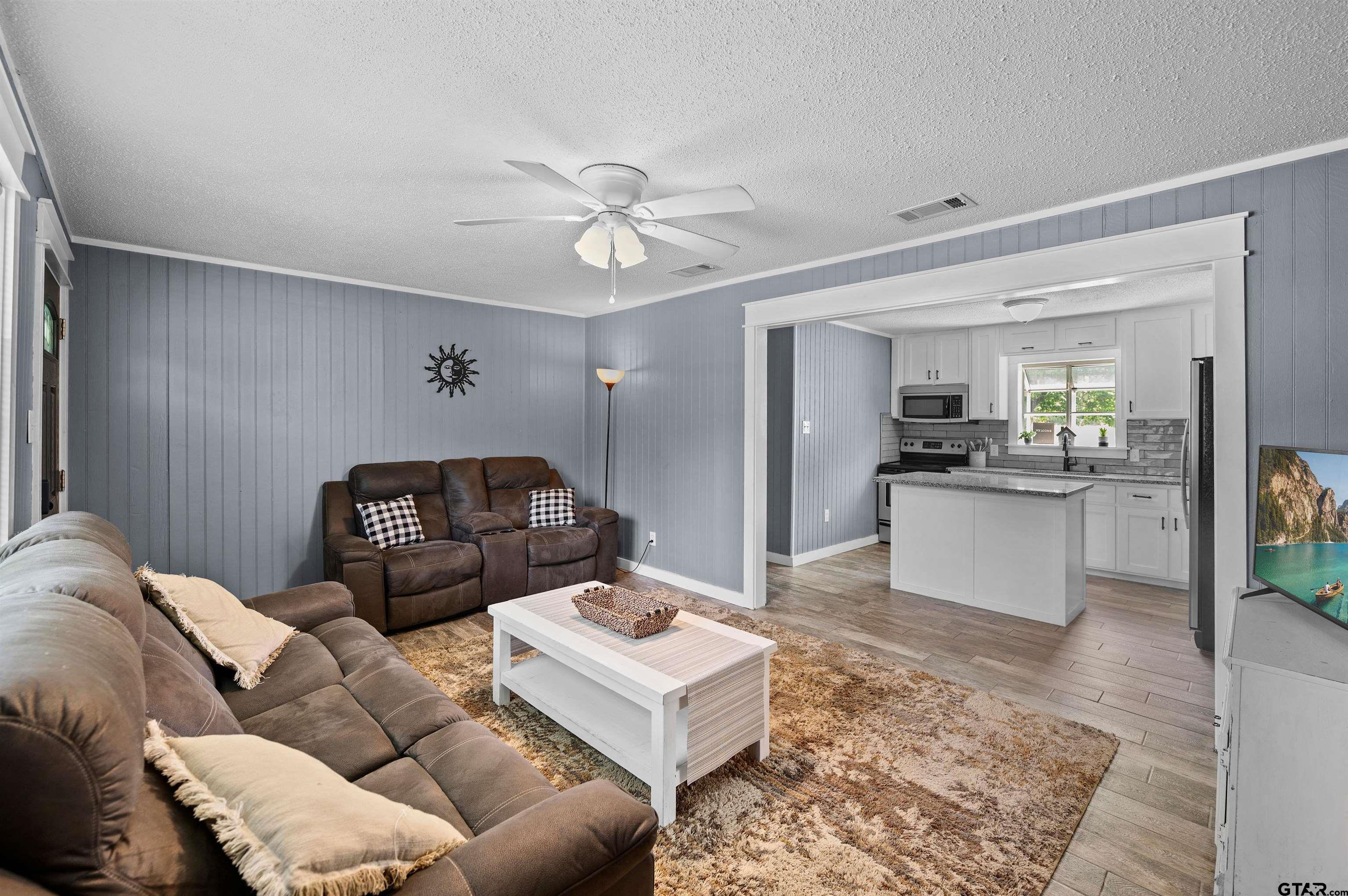 1543 RS County Road 2570