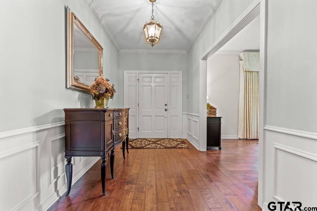 1805 Greenway Street