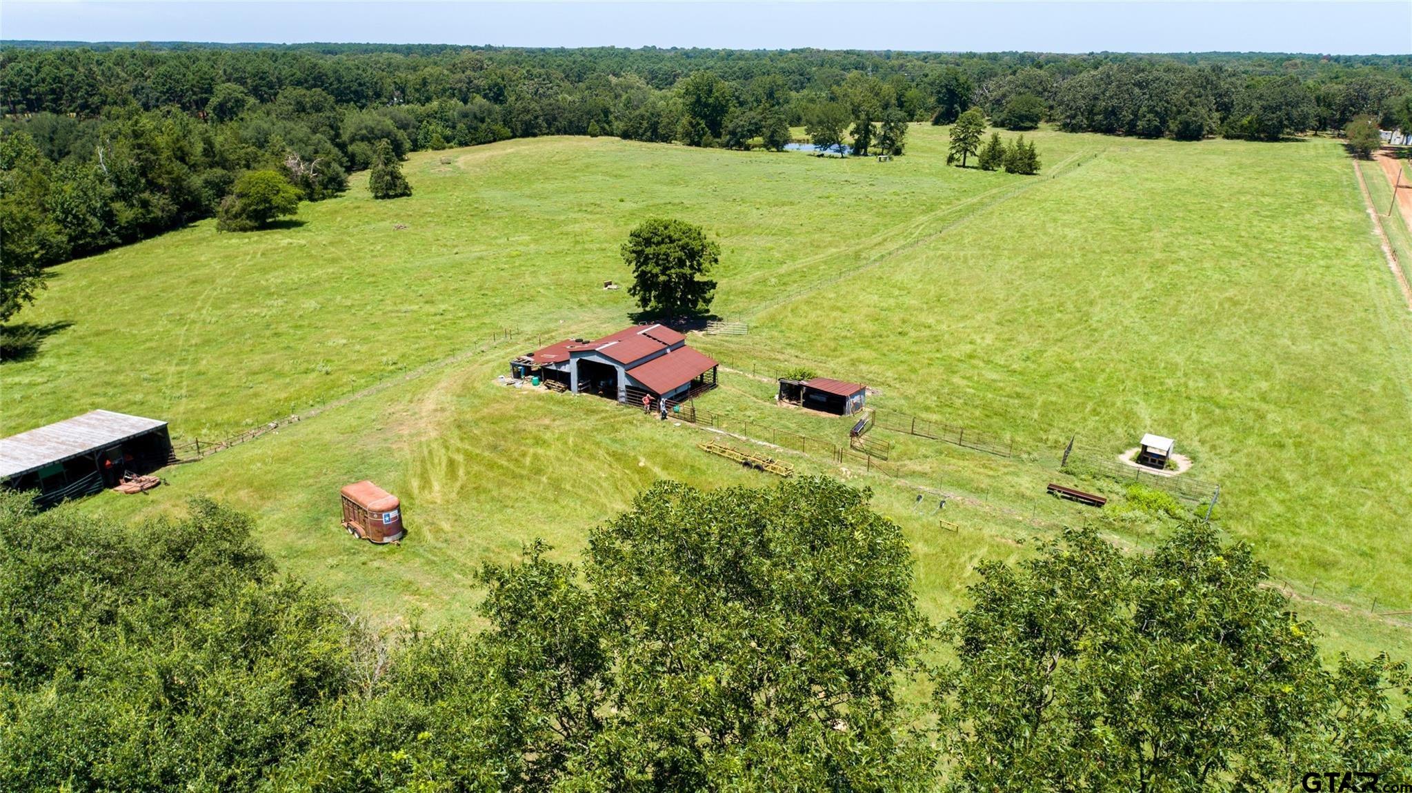 2529 W Highway 11