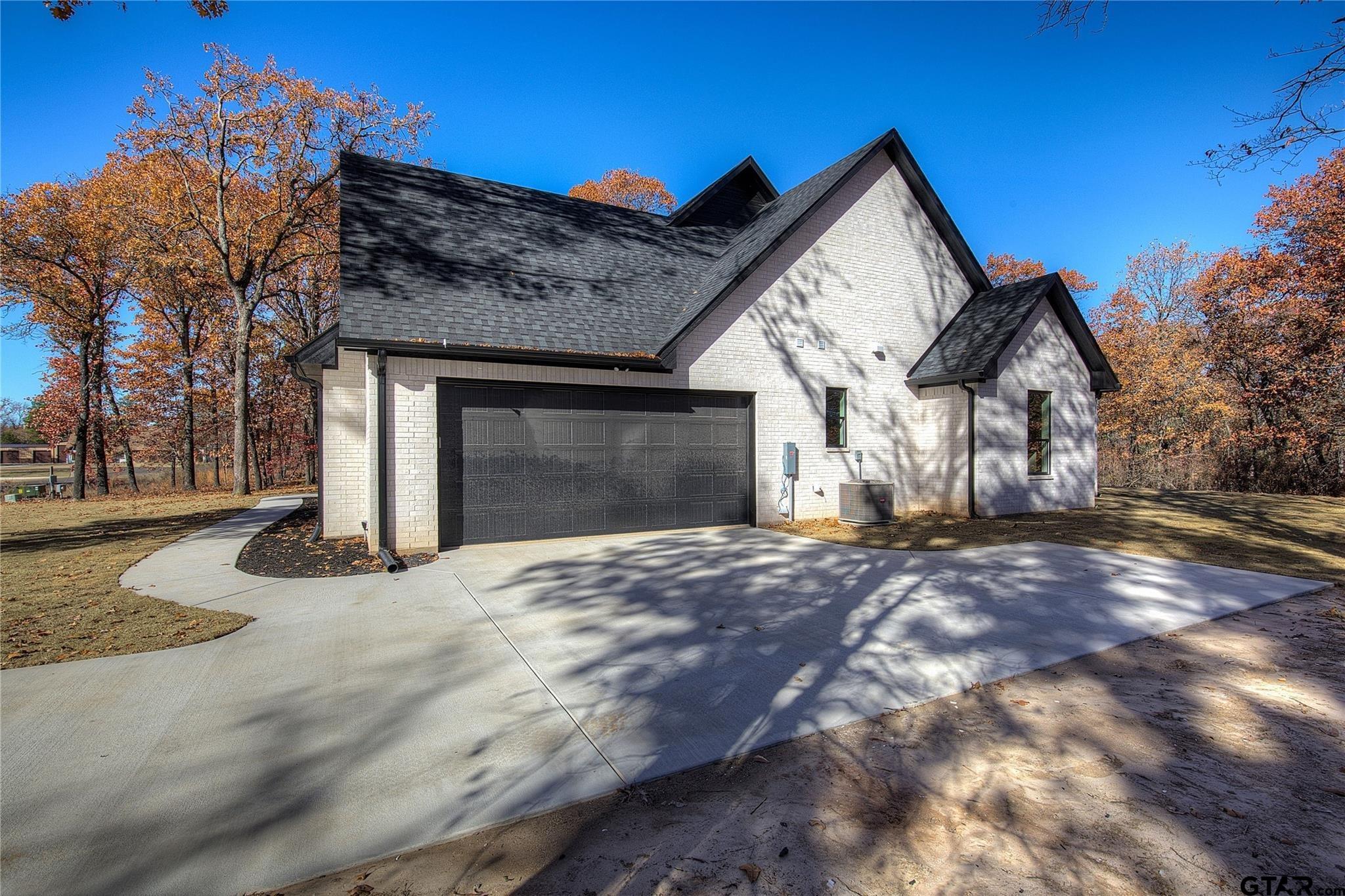 543 Private Road 6305