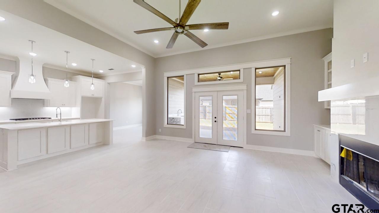 1210 Seagull Cir.