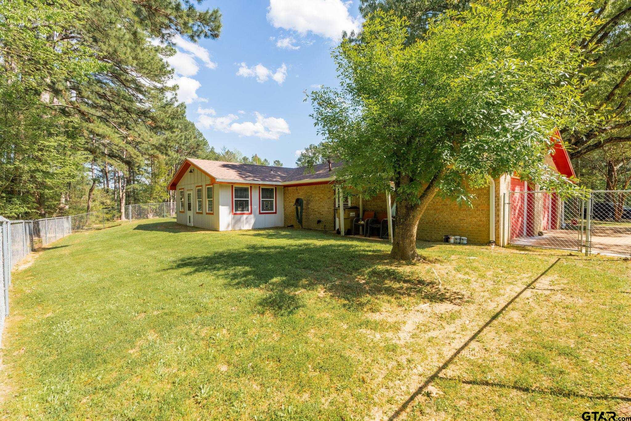 Troup, Texas 75789, United States, 3 Bedrooms Bedrooms, ,2 BathroomsBathrooms,Residential,Pending,54832