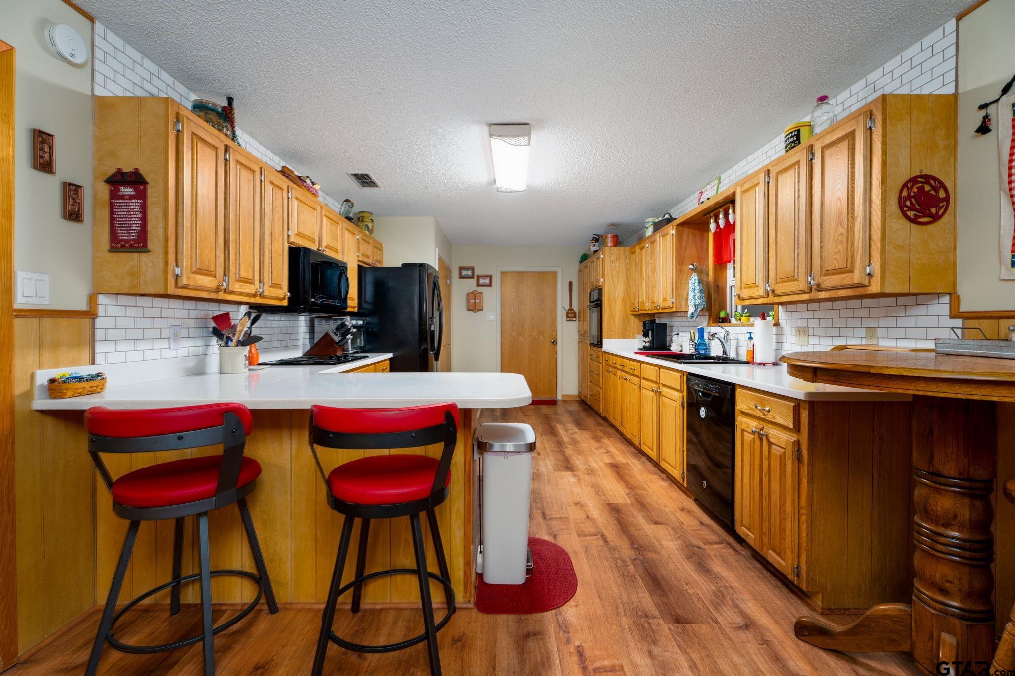 Troup, Texas 75789, United States, 3 Bedrooms Bedrooms, ,2 BathroomsBathrooms,Residential,Pending,54832