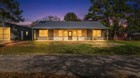 700 AN County Rd 308 Frankston TX 75763