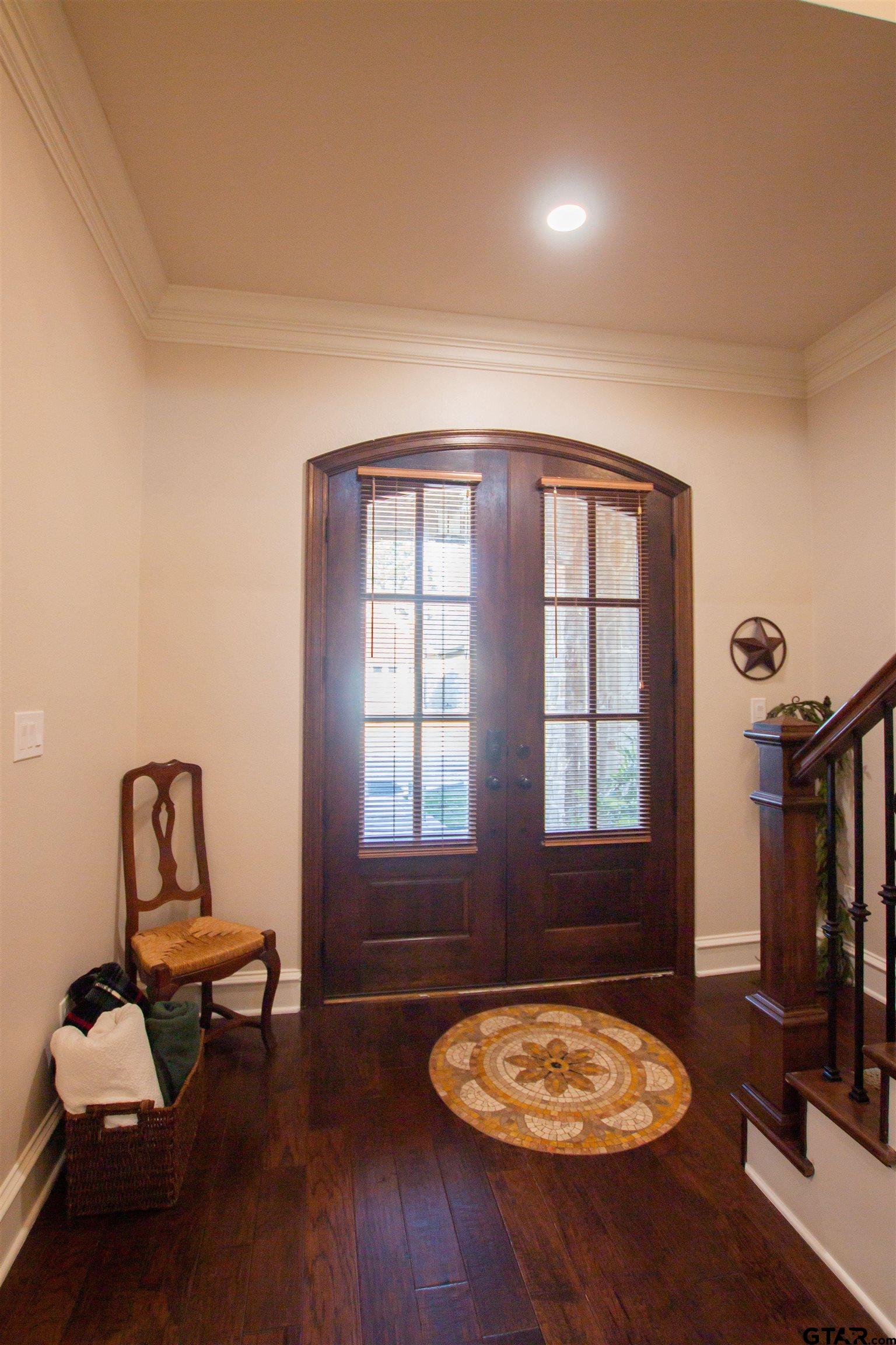 7130 Holly Square Ct