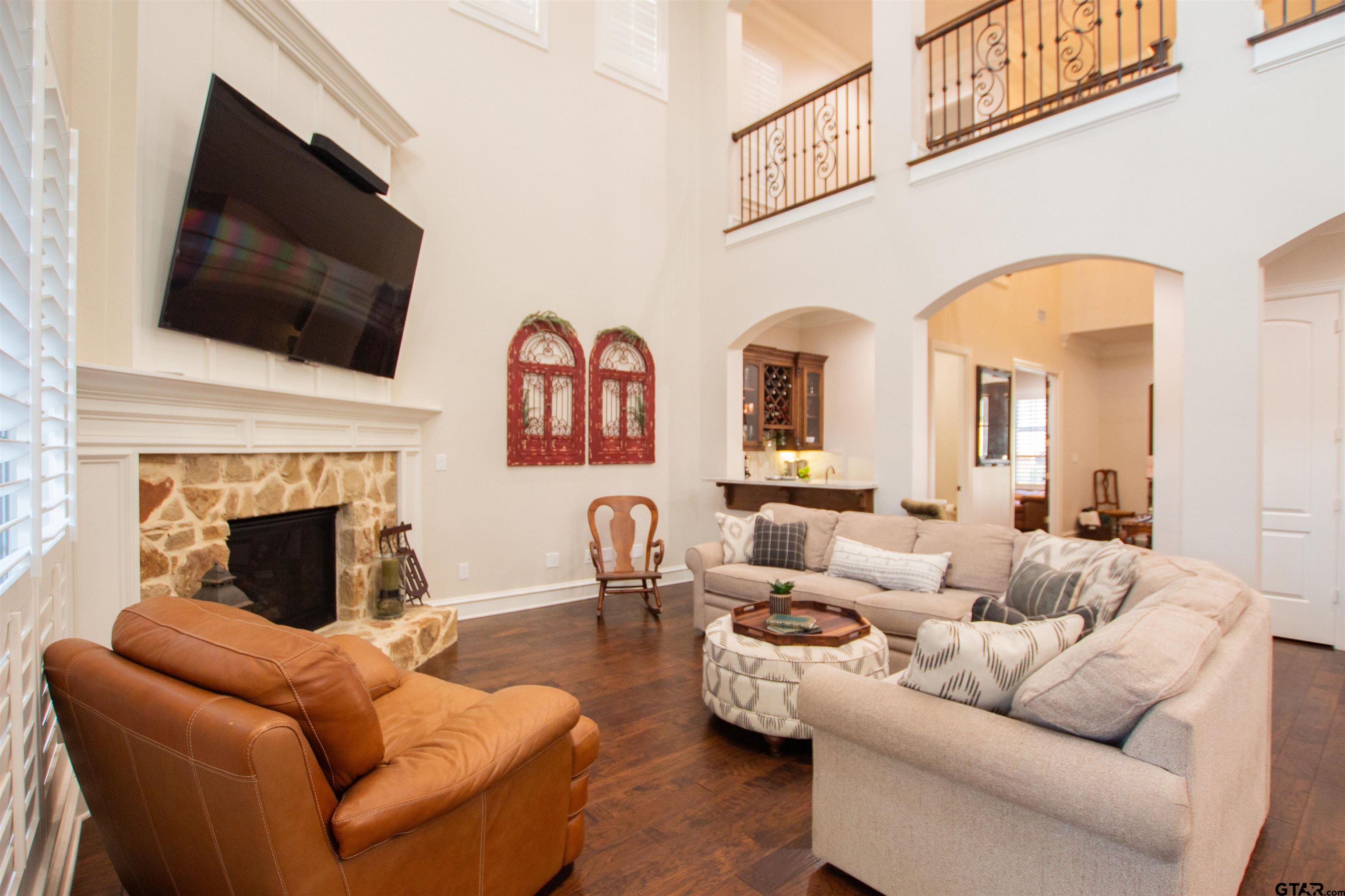 7130 Holly Square Ct