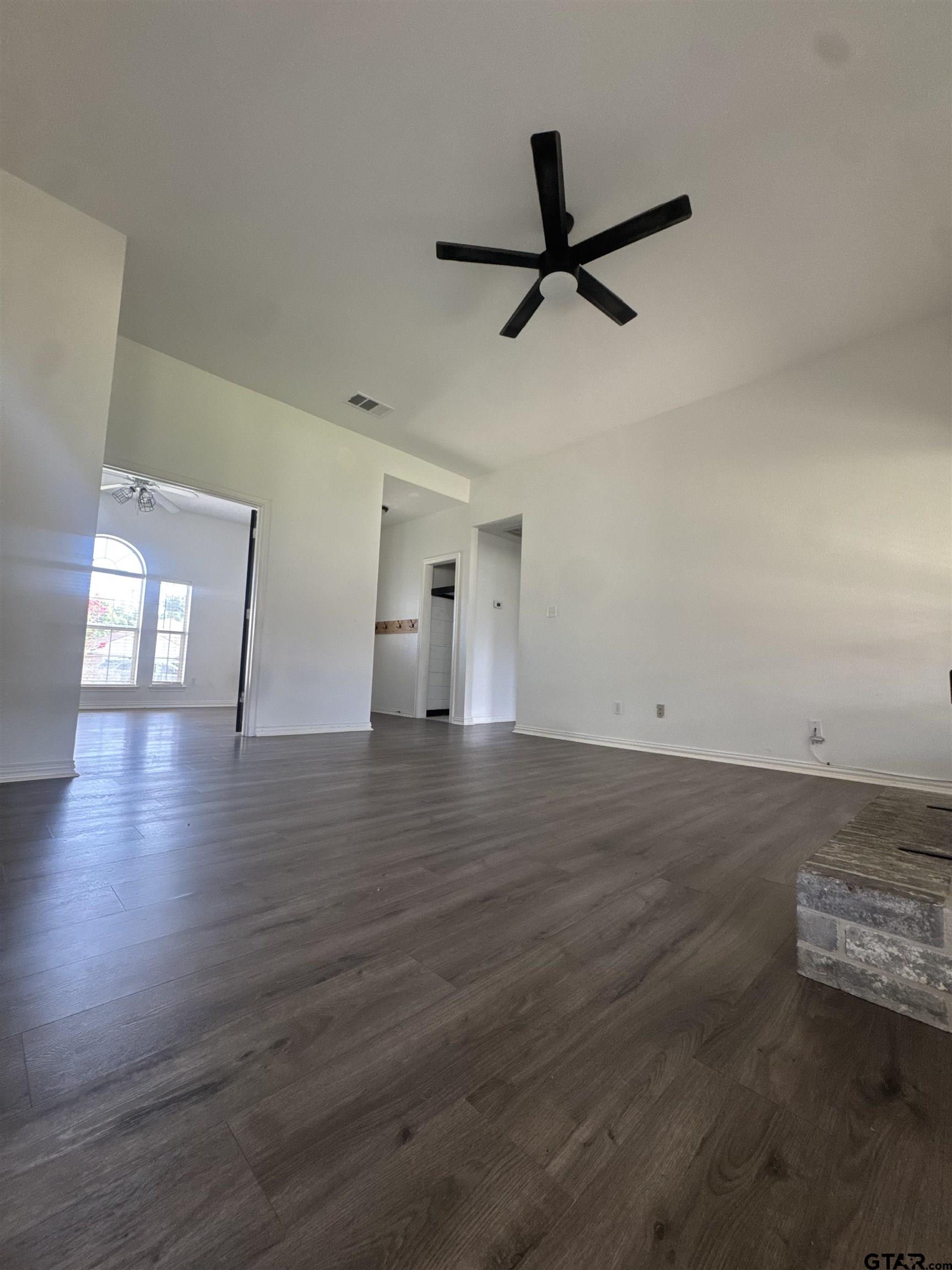 10845 Nashville Dr