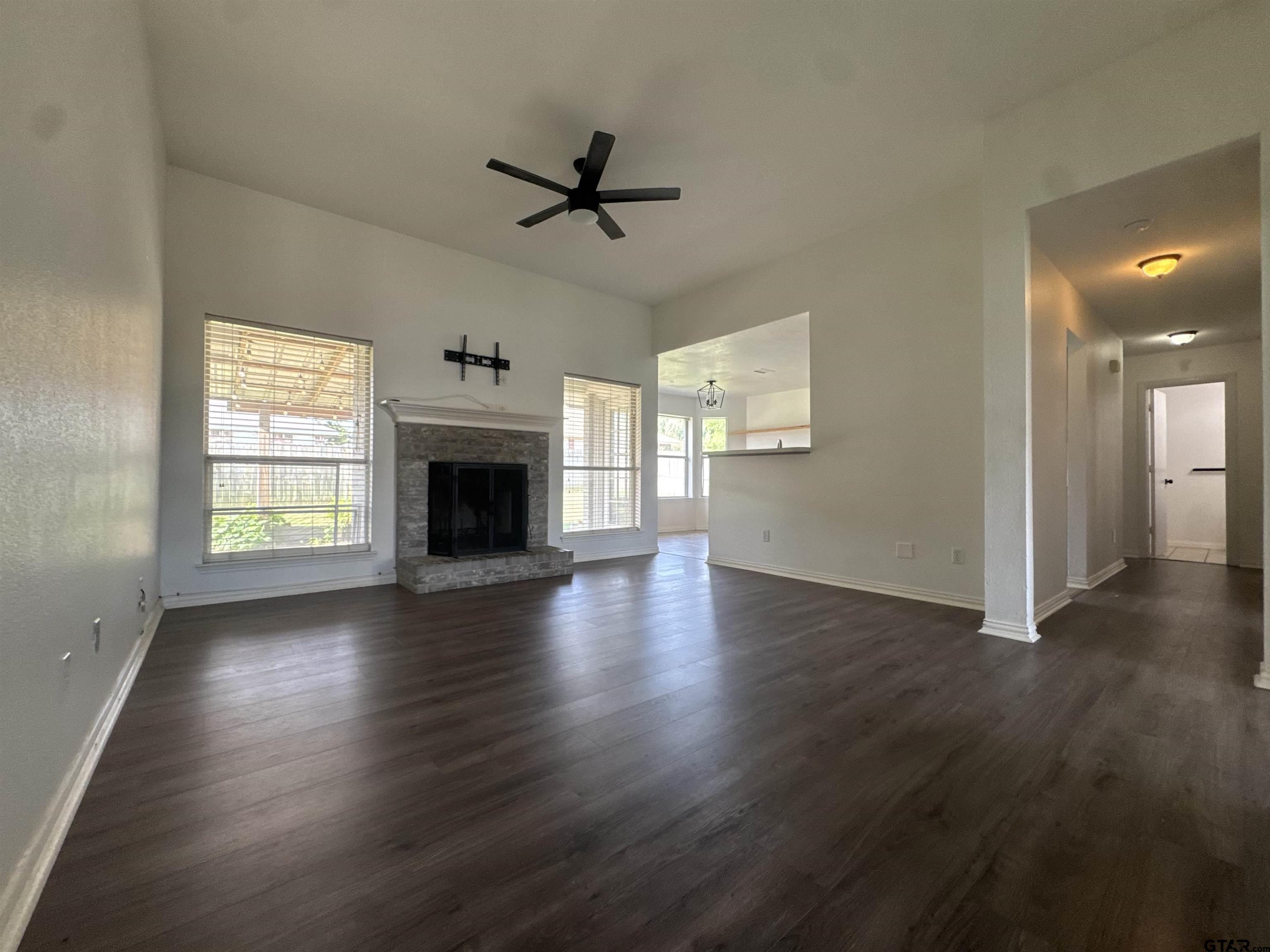 10845 Nashville Dr