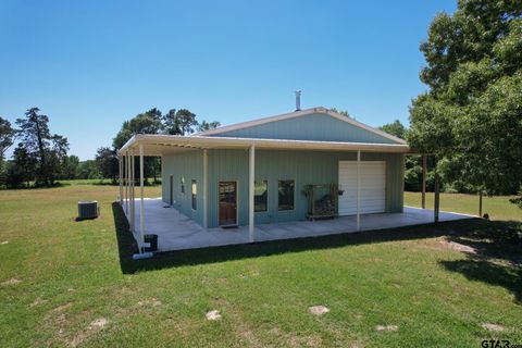 A home in Scroggins