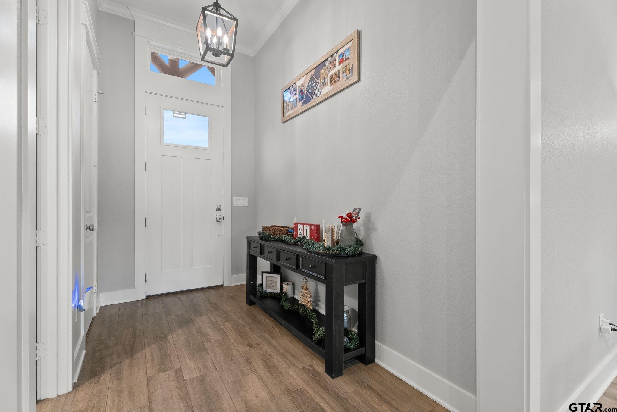 13937 Magnolia Grove