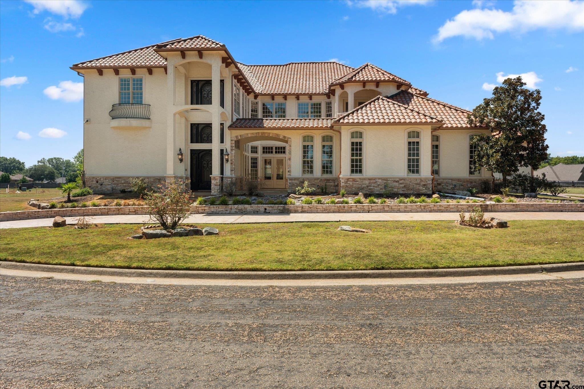 224 Kathryn Court