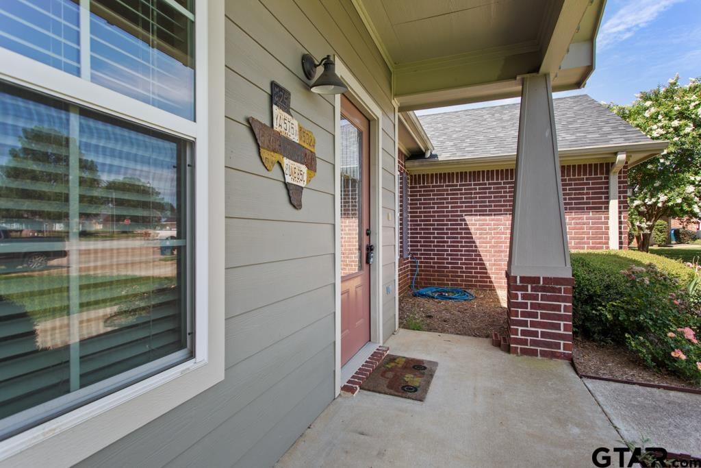 106 Bristol Cir