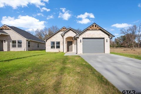 427 W. Harmony St. Tyler TX 75702