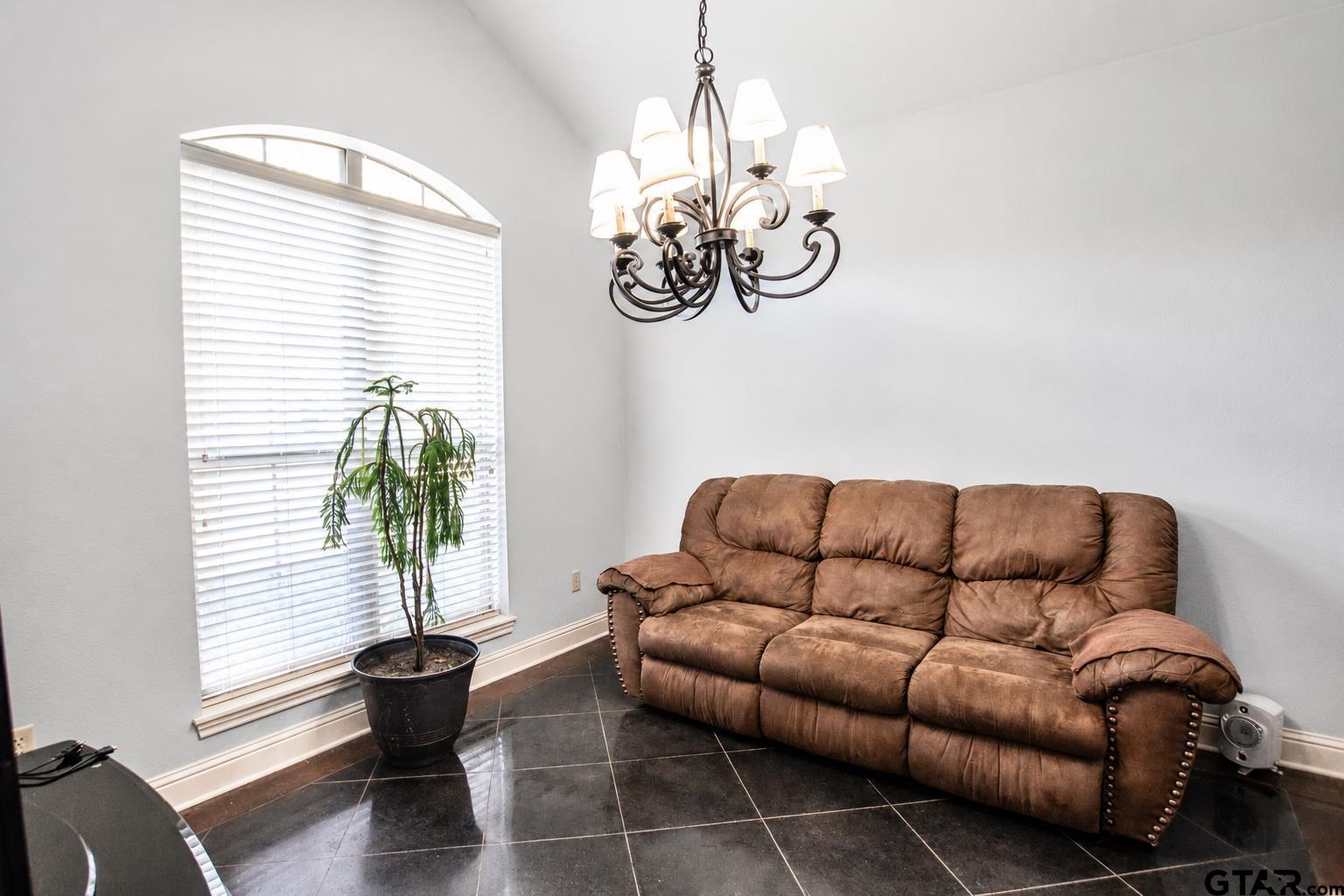 15082 Brookstone Dr
