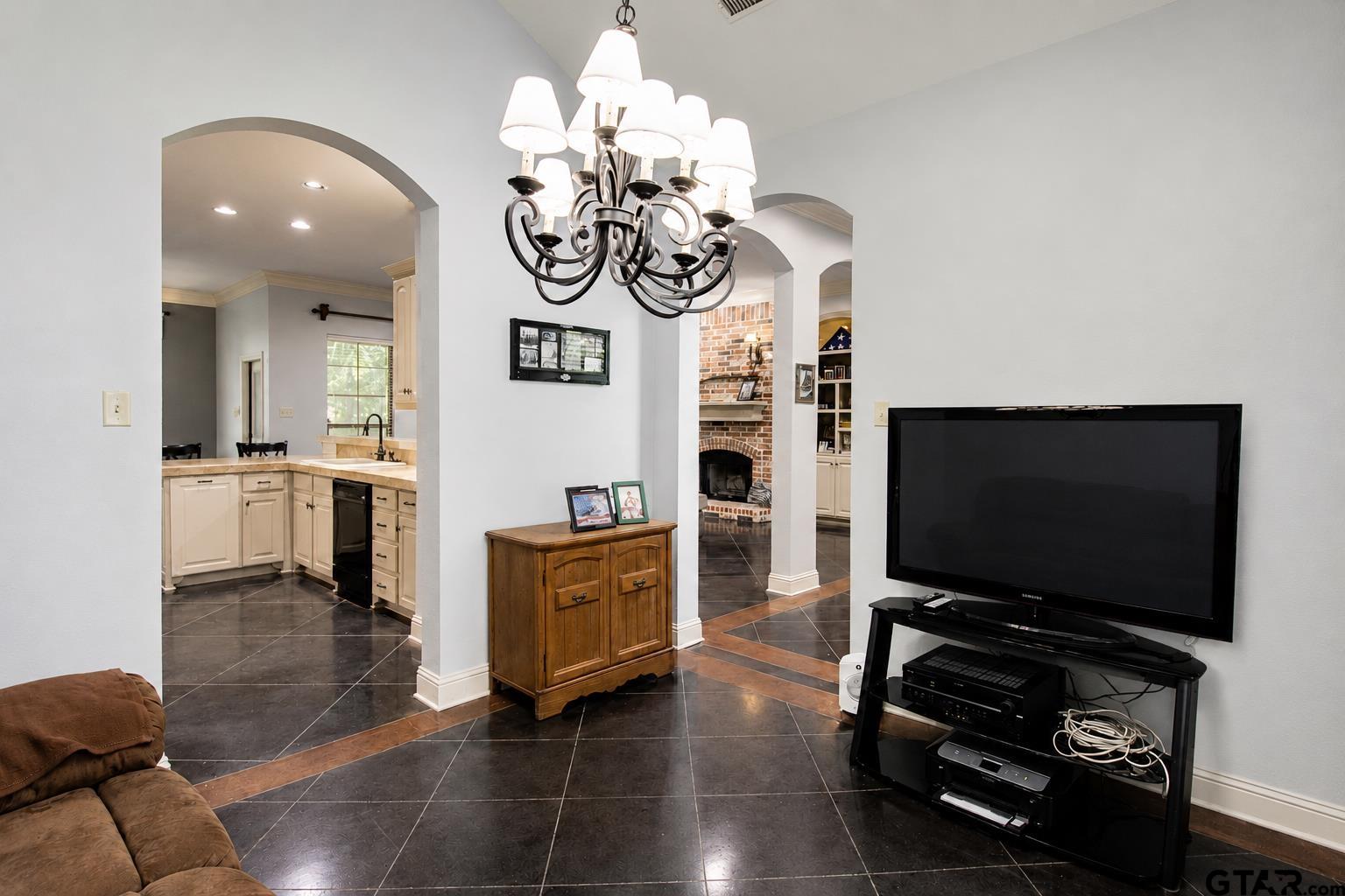 15082 Brookstone Dr