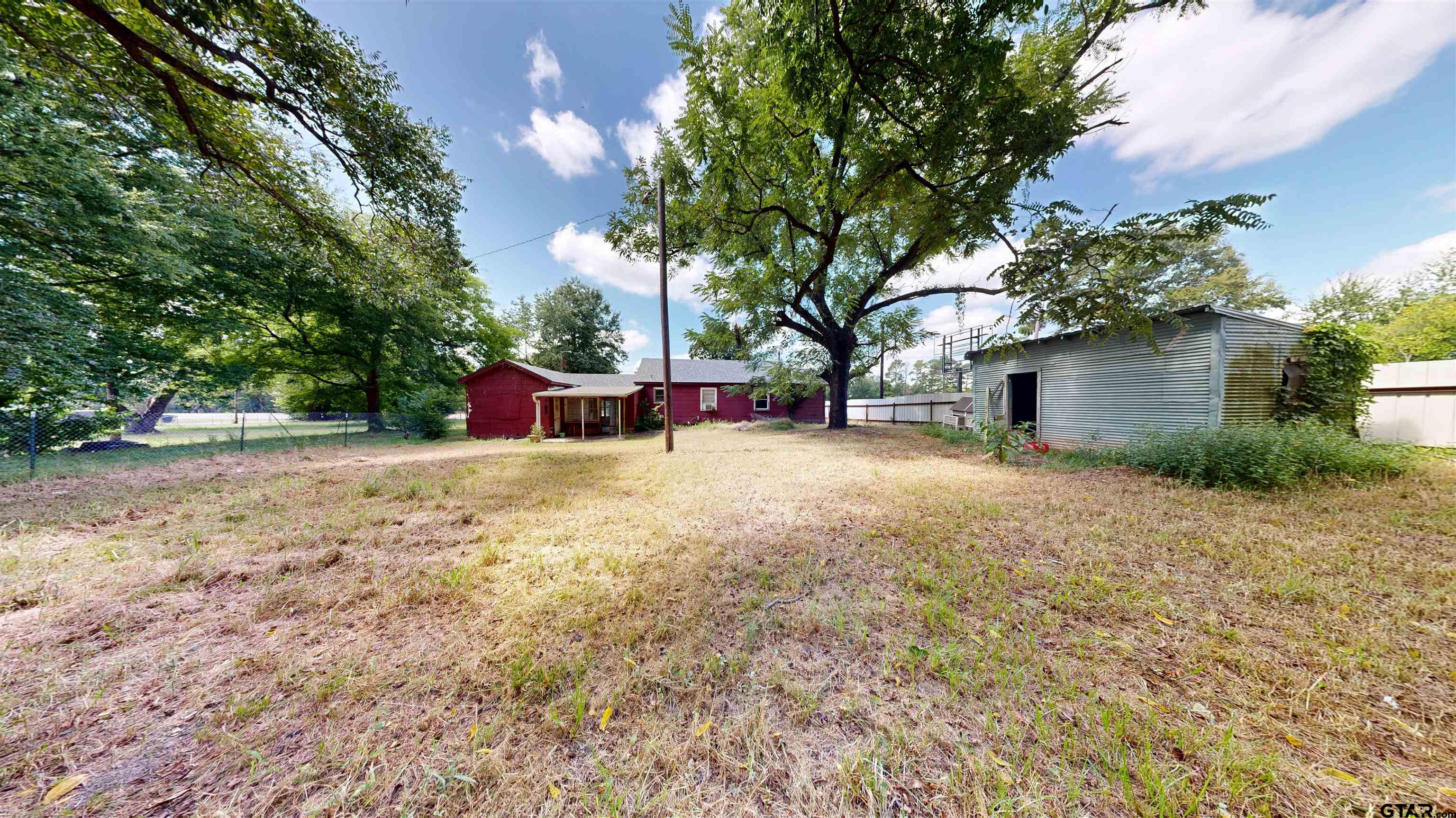 1245 E US Hwy 80
