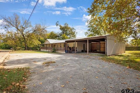 204 West Tarbutton Troup TX 75789