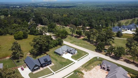 114 White-N-Gail Ln Bullard TX 75757
