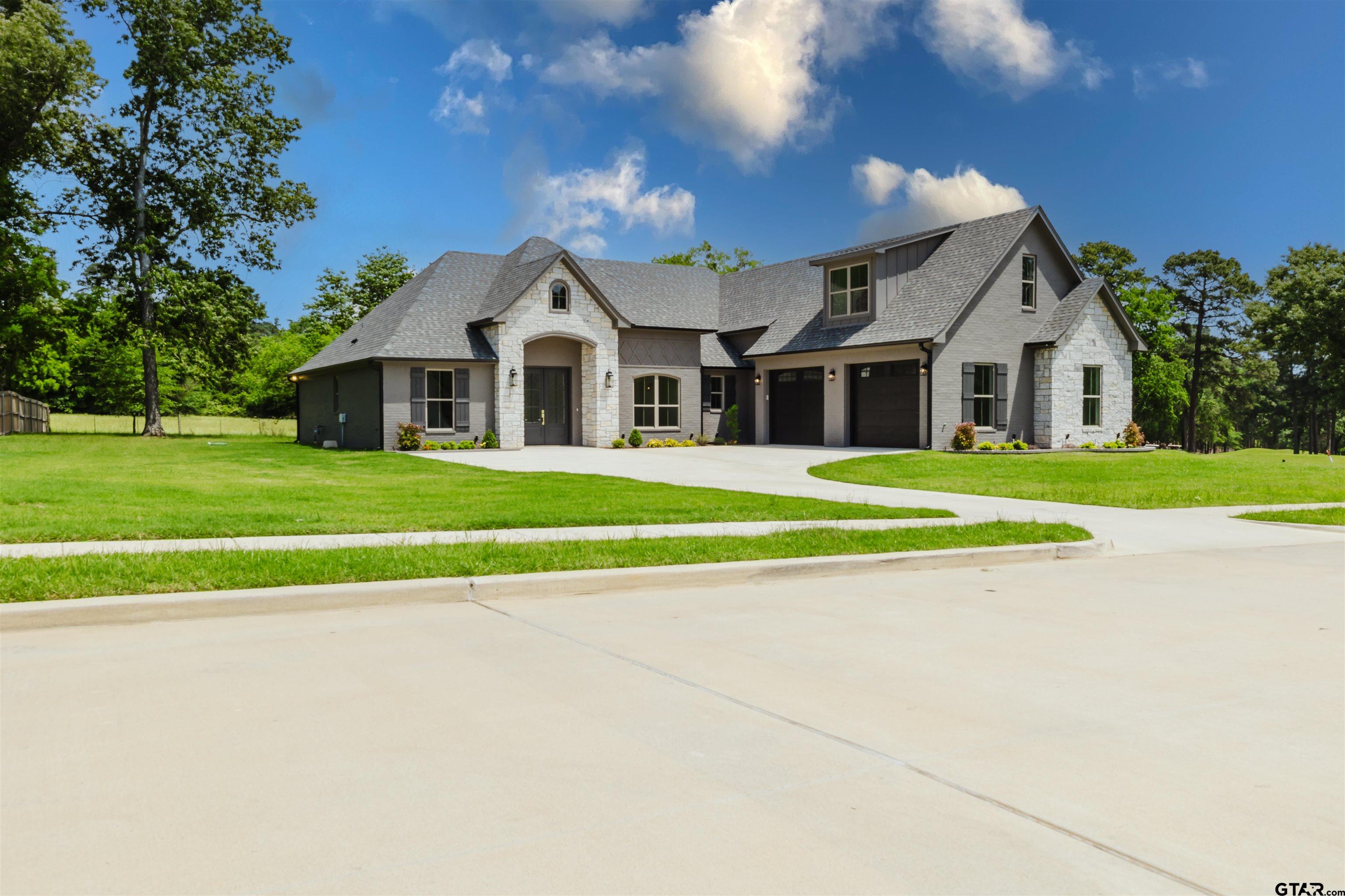 114 White-N-Gail Ln