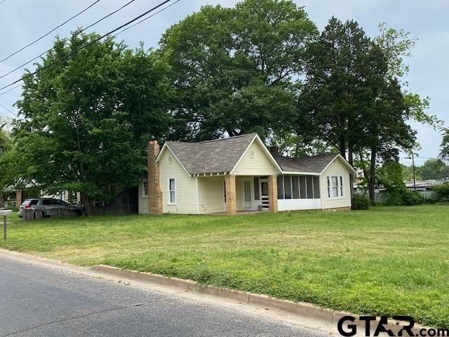 Photo 1 of 8 — 302 W College Street, Athens, TX 75751