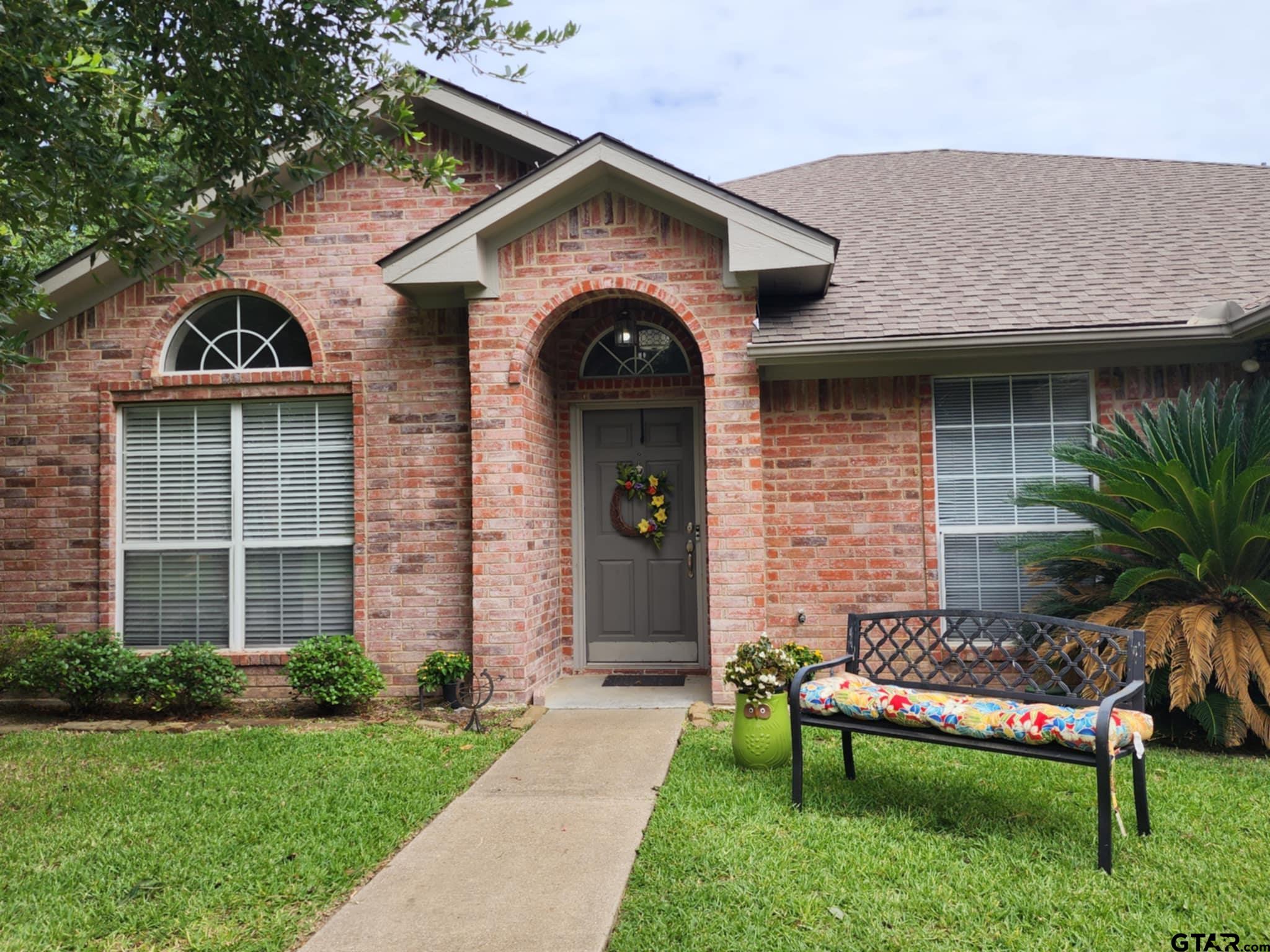 670 Frederick Circle