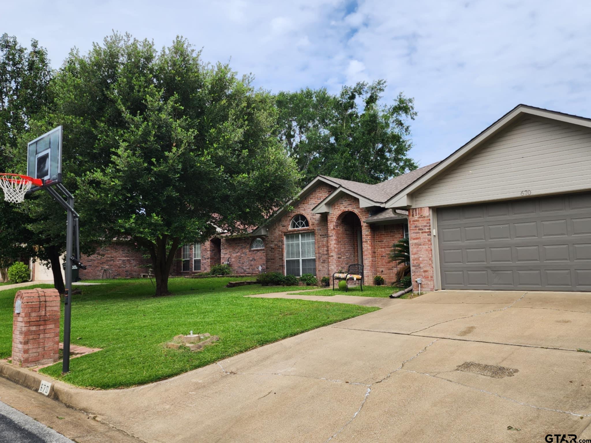 670 Frederick Circle