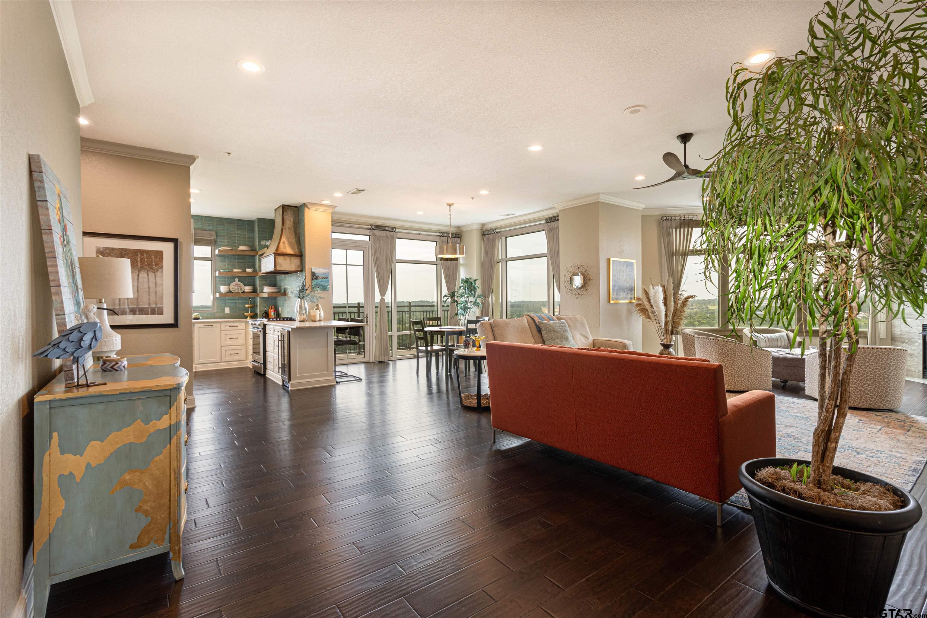 2801 Wexford Drive Unit 905