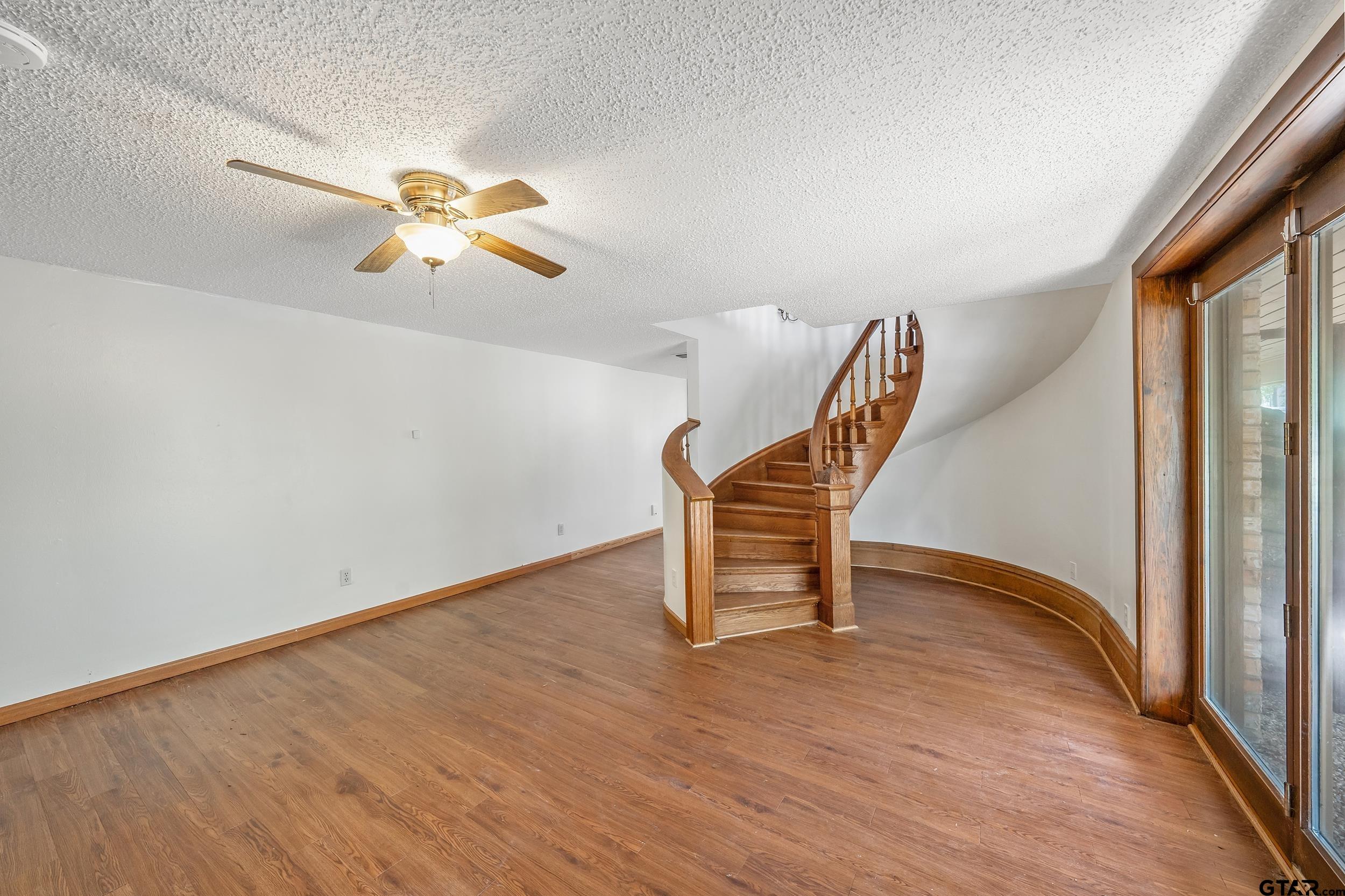 229 Hideaway Central Ln