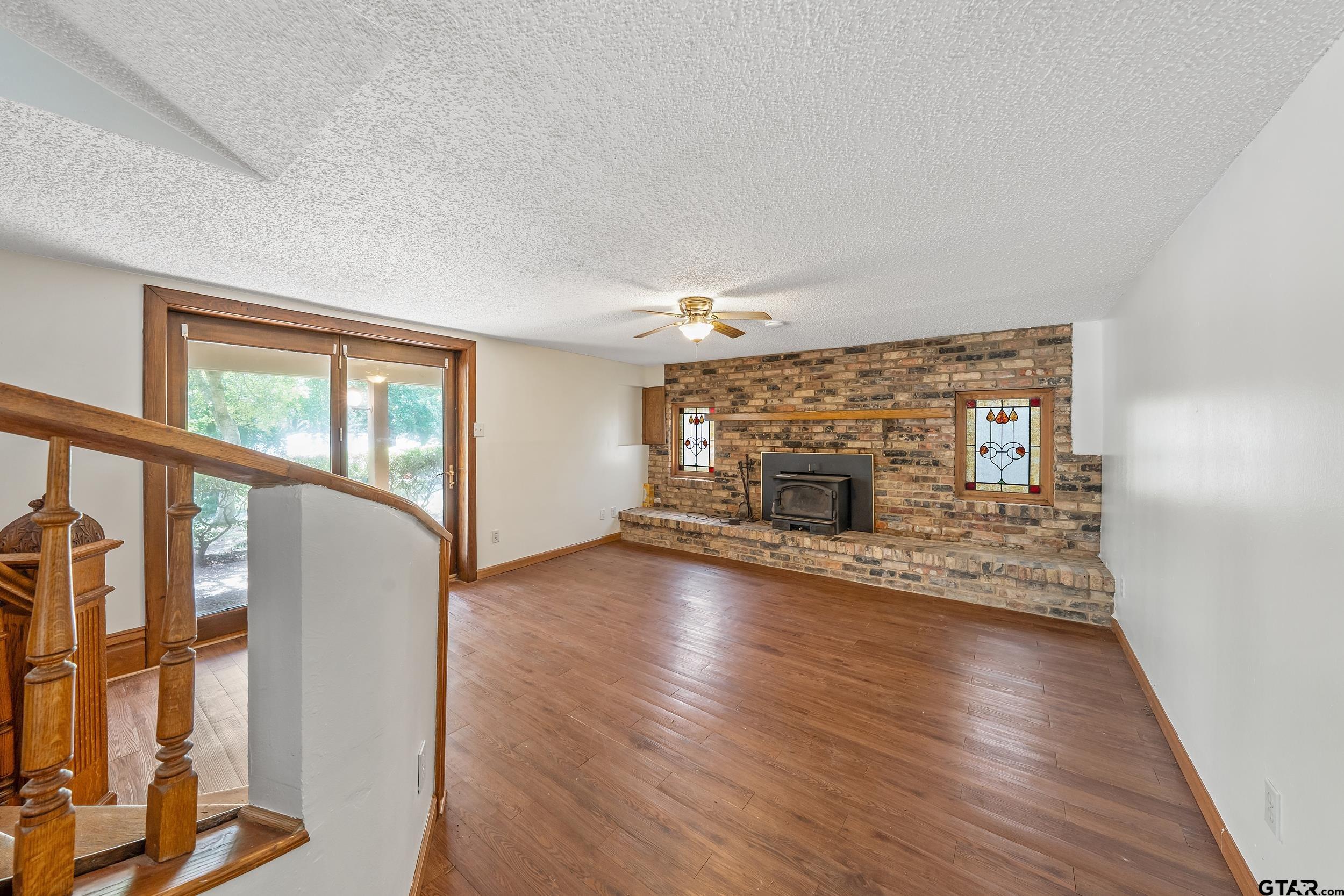 229 Hideaway Central Ln