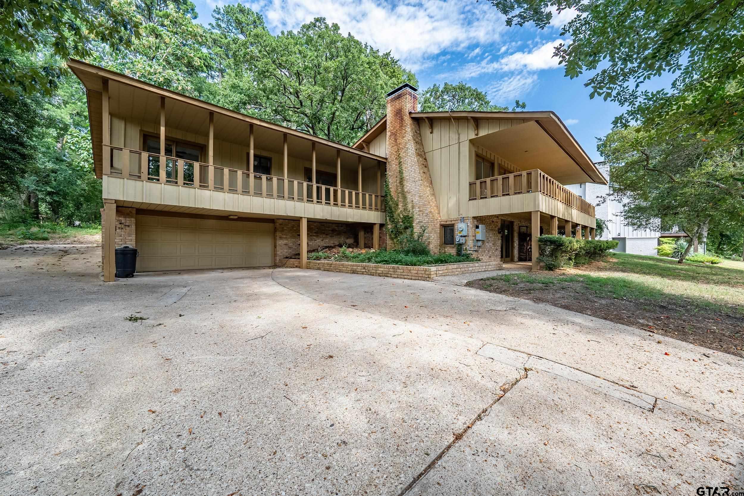 229 Hideaway Central Ln