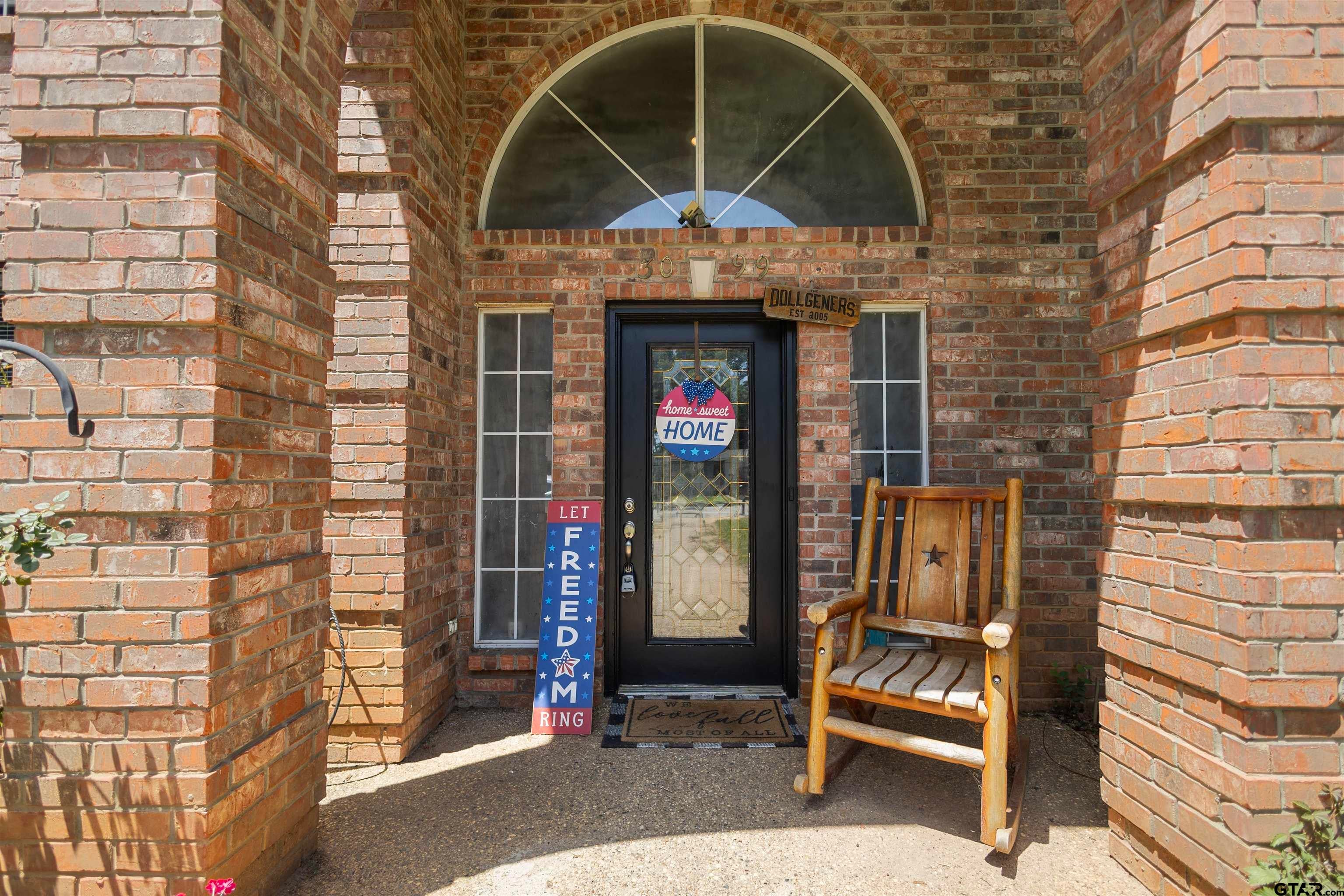 3099 Rolling Hill Dr