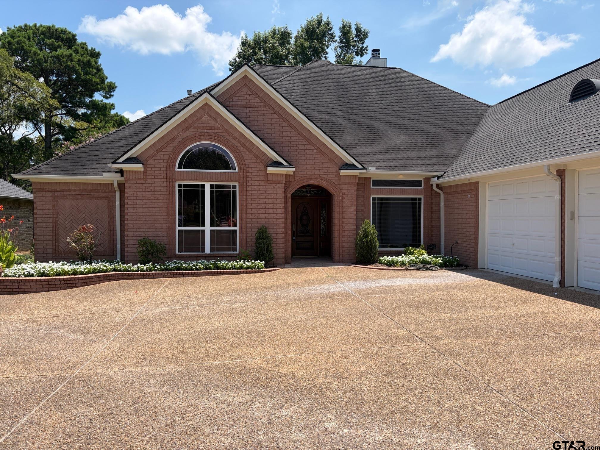 580 Bunker Dr