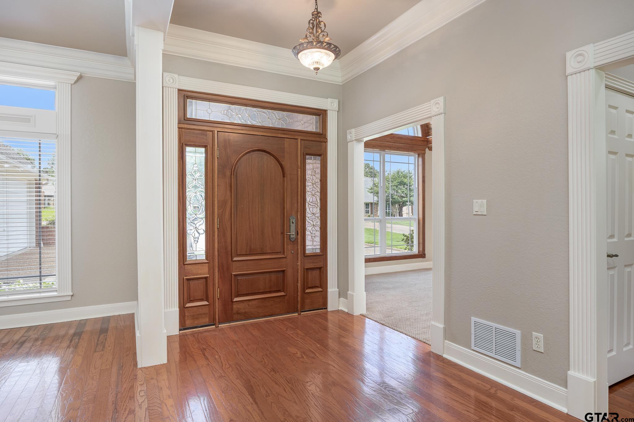 580 Bunker Dr