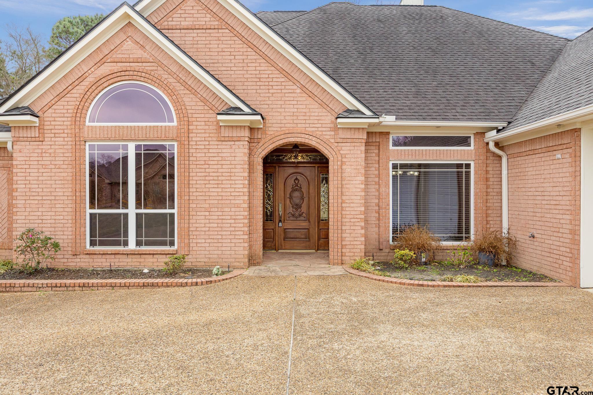 580 Bunker Dr