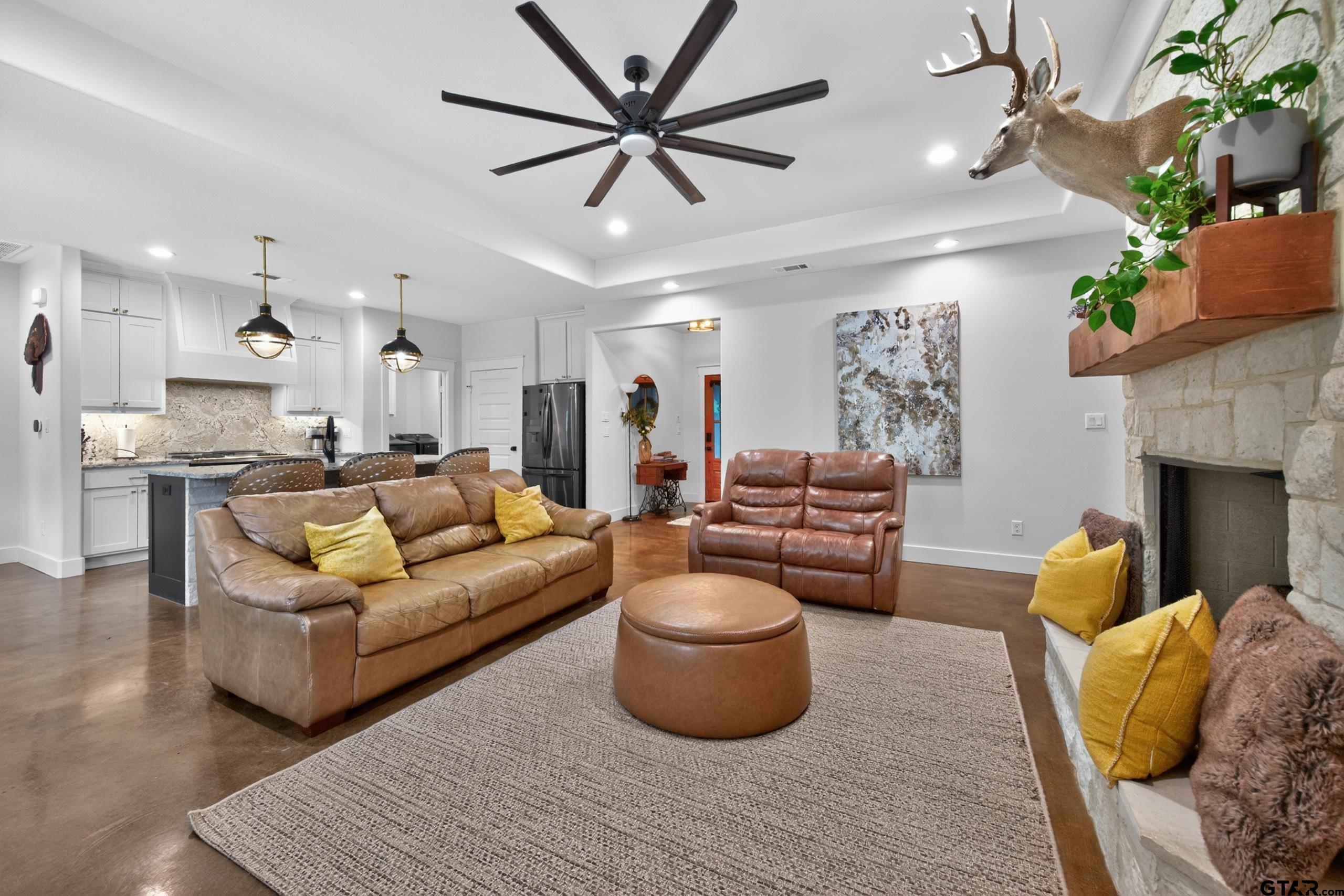 6371 Mill Run Rd.