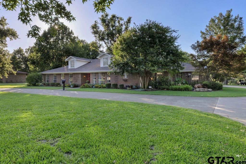 612 W Coke Rd