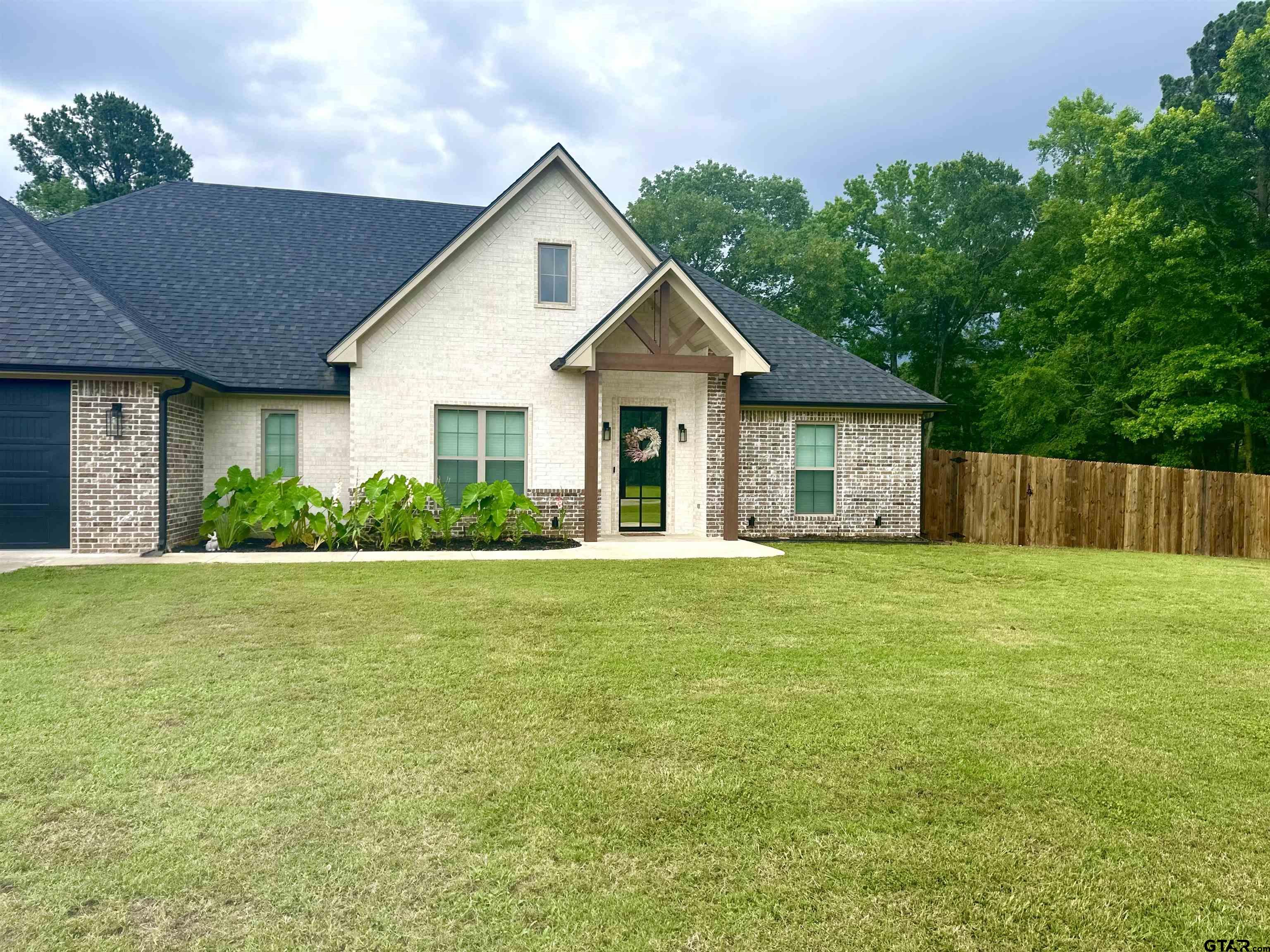 102 Oak Trail Crk