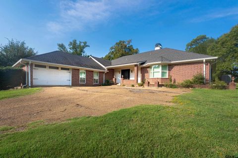 473 Cupit St. Longview TX 75604