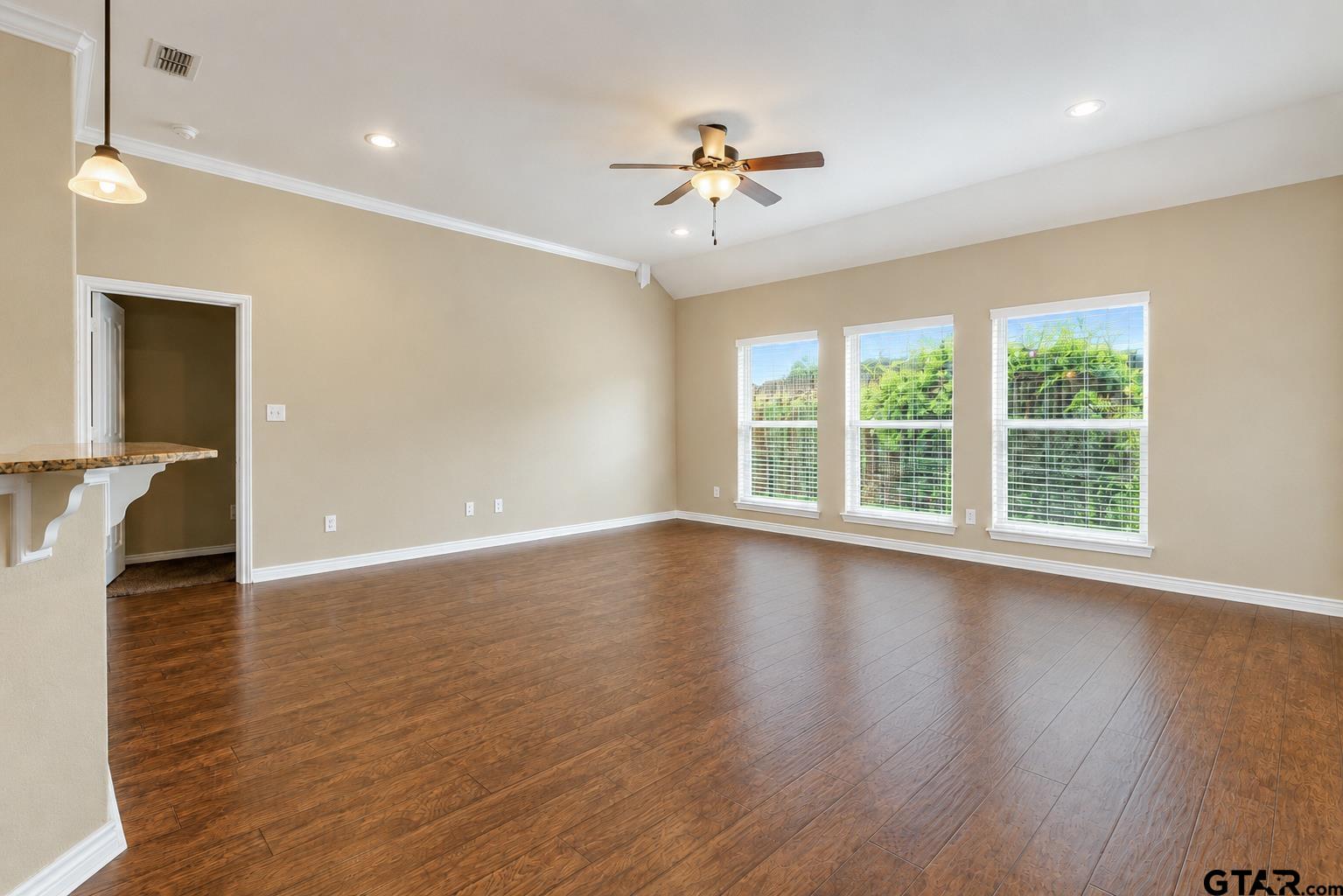 5117 Chadborne